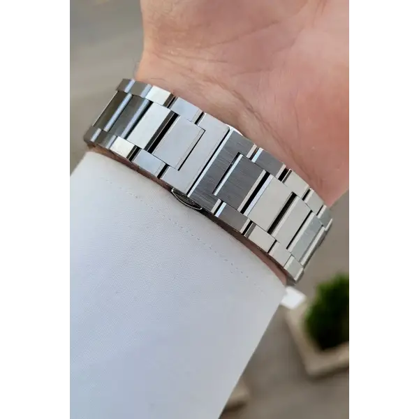 Kadranı Yeşil Kordonu Gümüş Renk Göstergeleri Aktif Otomatik Erkek Kol Saati