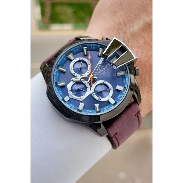 Kadranı Mavi Kordonu Kahverengi Renk Iç Göstergeleri Aktif Erkek Kol Saati