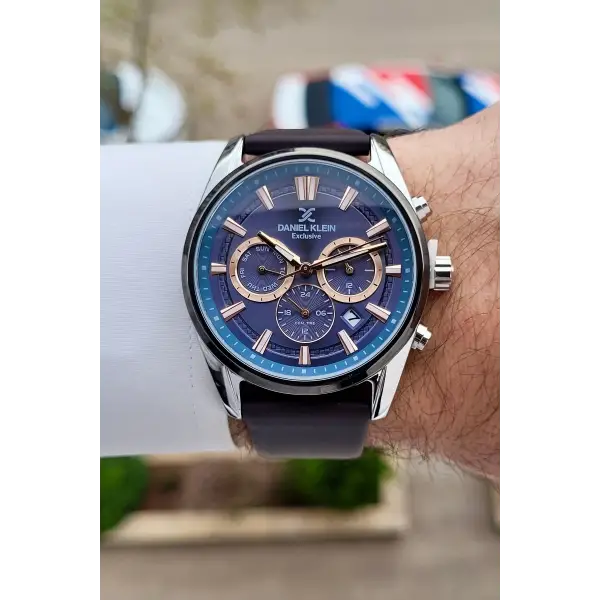 Kasası Gümüş Kadranı Lacivert Renk Iç Göstergeleri Aktif Erkek Kol Saati