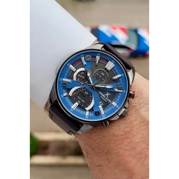 Kahverengi Renk Iç Göstergeleri Aktif Erkek Kol Saati