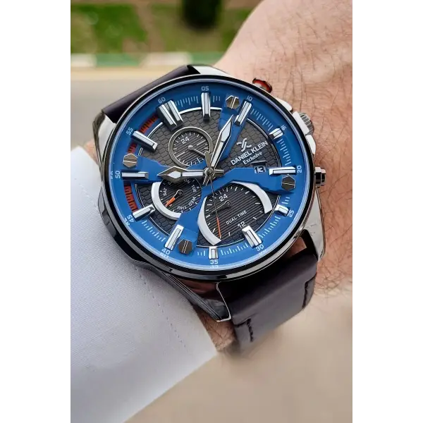 Kahverengi Renk Iç Göstergeleri Aktif Erkek Kol Saati