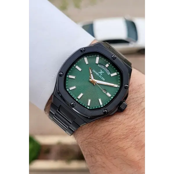 Kadranı Yeşil Kordonu Siyah Renk 42 mm Erkek Kol Saati