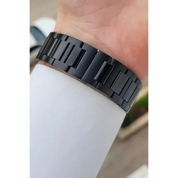 Kadranı Yeşil Kordonu Siyah Renk 42 mm Erkek Kol Saati