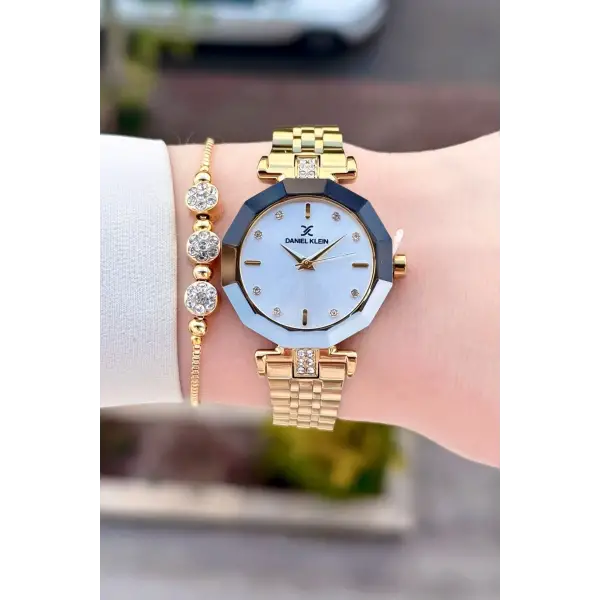 Gold Renk 30 Mm Kadın Kol Saati Ve Bileklik