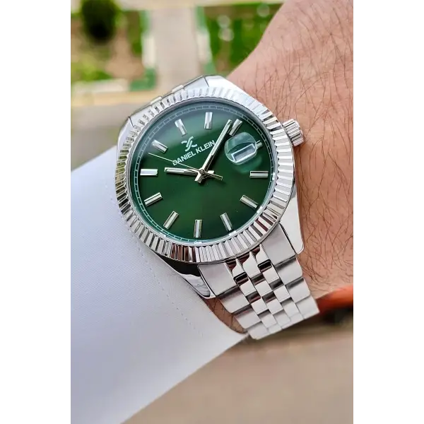 Kadranı Yeşil Kordonu Gümüş Renk 42 Mm Takvimli Erkek Kol Saati