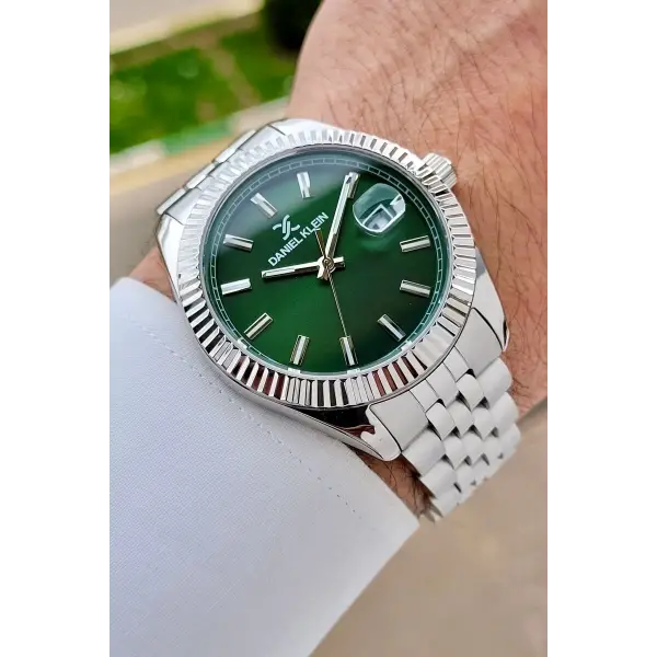 Kadranı Yeşil Kordonu Gümüş Renk 42 Mm Takvimli Erkek Kol Saati