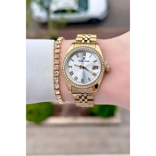 Gold Renk 32,5 Mm Takvimli Kadın Kol Saati Ve Bileklik