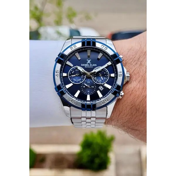 Kadranı Lacivert Kordonu Gümüş Renk 44 Mm Iç Göstergeleri Aktif Erkek Kol Saati