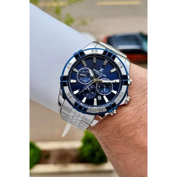 Kadranı Lacivert Kordonu Gümüş Renk 44 Mm Iç Göstergeleri Aktif Erkek Kol Saati