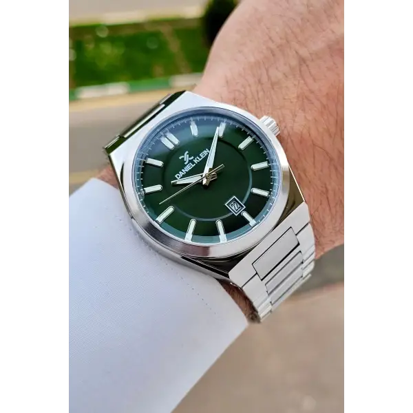 Kadranı Yeşil Kordonu Gümüş Renk Takvimli 43 Mm Erkek Kol Saati