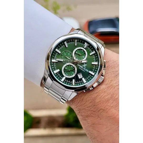 Kadranı Yeşil Kordonu Gümüş Renk 45 Mm Iç Göstergeleri Aktif Erkek Kol Saati