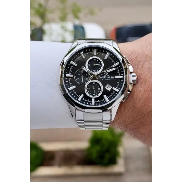 Kadranı Siyah Kordonu Gümüş Renk 45 Mm Iç Göstergeleri Aktif Erkek Kol Saati