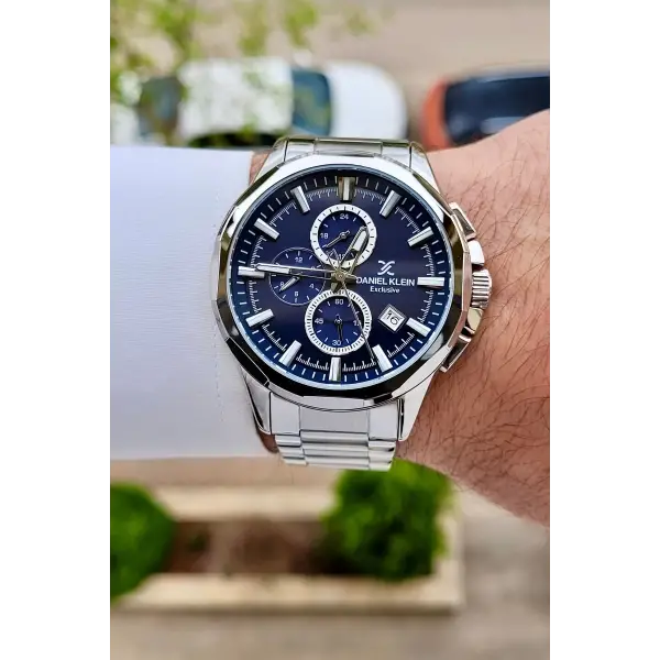 Kadranı Lacivert Kordonu Gümüş Renk 45 Mm Iç Göstergeleri Aktif Erkek Kol Saati