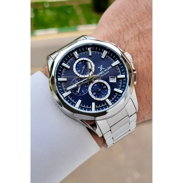 Kadranı Lacivert Kordonu Gümüş Renk 45 Mm Iç Göstergeleri Aktif Erkek Kol Saati