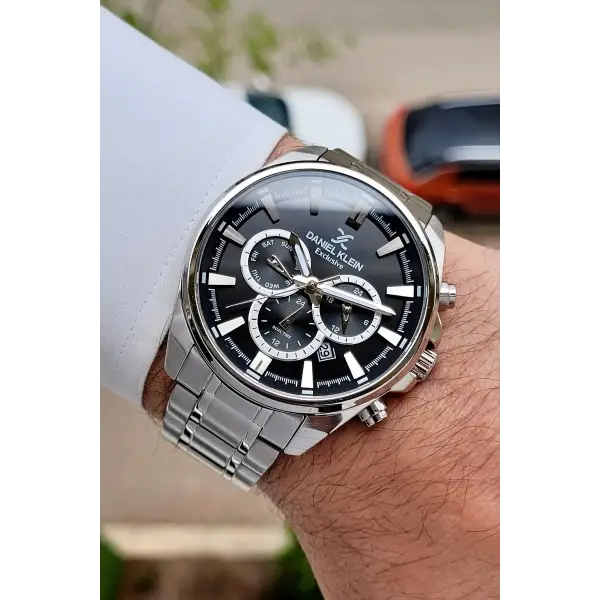 Kadranı Siyah Kordonu Gümüş Renk 44 Mm Erkek Kol Saati