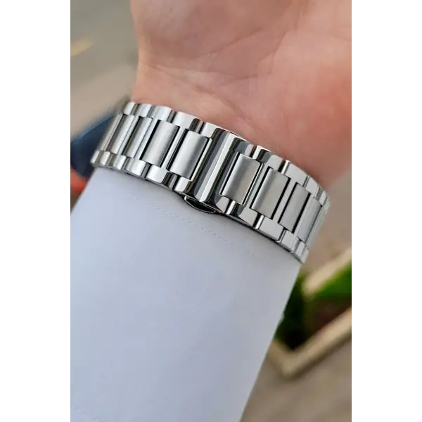 Kadranı Lacivert Kordonu Gümüş Renk 41 Mm Erkek Kol Saati