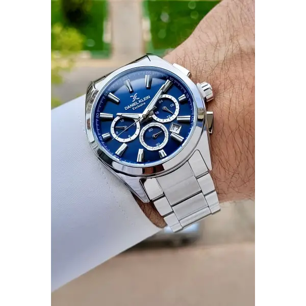 Kadranı Lacivert Kordonu Gümüş Renk Iç Göstergeleri Aktif Erkek Kol Saati