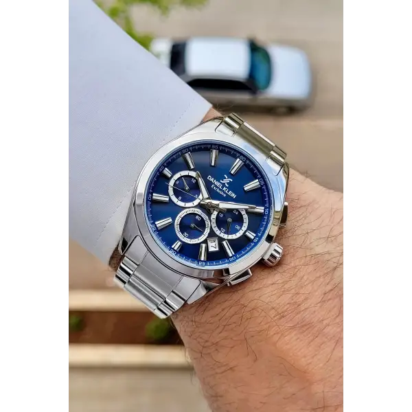 Kadranı Lacivert Kordonu Gümüş Renk Iç Göstergeleri Aktif Erkek Kol Saati