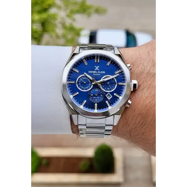 Kadranı Lacivert Kordonu Gümüş Renk Iç Göstergeleri Aktif Erkek Kol Saati