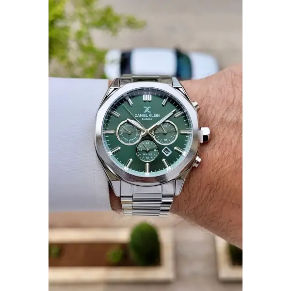 Kadranı Yeşil Kordonu Gümüş Renk Iç Göstergeleri Aktif Erkek Kol Saati