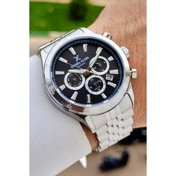 Kadranı Siyah Kordonu Gümüş Renk Iç Göstergeleri Aktif Erkek Kol Saati