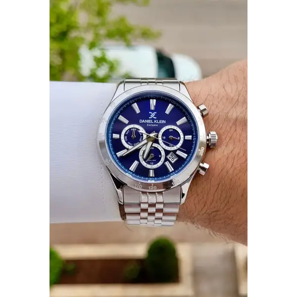 Kadranı Lacivert Kordonu Gümüş Renk Iç Göstergeleri Aktif Erkek Kol Saati