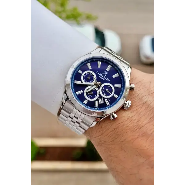 Kadranı Lacivert Kordonu Gümüş Renk Iç Göstergeleri Aktif Erkek Kol Saati