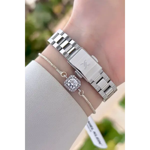Gümüş Renk 28 Mm Kadın Kol Saati Ve Bileklik