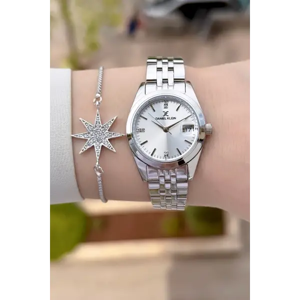 Gümüş Renk 28 Mm Kadın Kol Saati Ve Bileklik