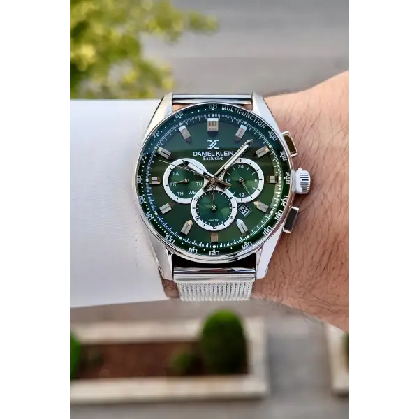 Kadranı Yeşil Kordonu Gümüş Renk İç Göstergeleri Aktif Erkek Kol Saati