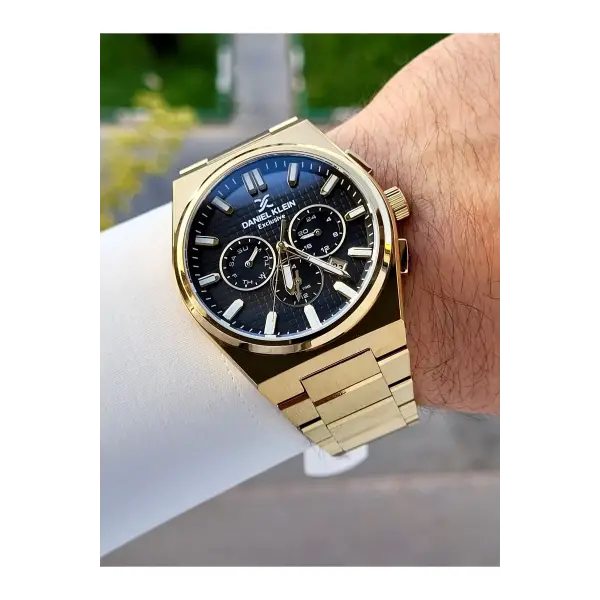 Kadranı Siyah Kordonu Gold Renk İç Göstergeleri Aktif Erkek Kol Saati