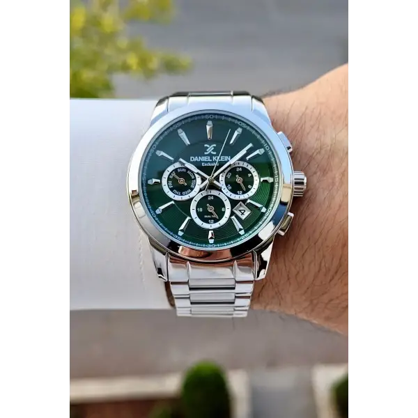 Kadranı Yeşil Kordonu Gümüş Renk İç Göstergeleri Aktif Erkek Kol Saati