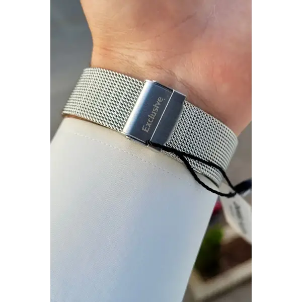 Kadranı Lacivert Kordonu Gümüş Renk İç Göstergeleri Aktif Erkek Kol Saati