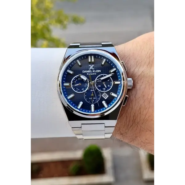 Kadranı Lacivert Kordonu Gümüş Renk İç Göstergeleri Aktif Erkek Kol Saati