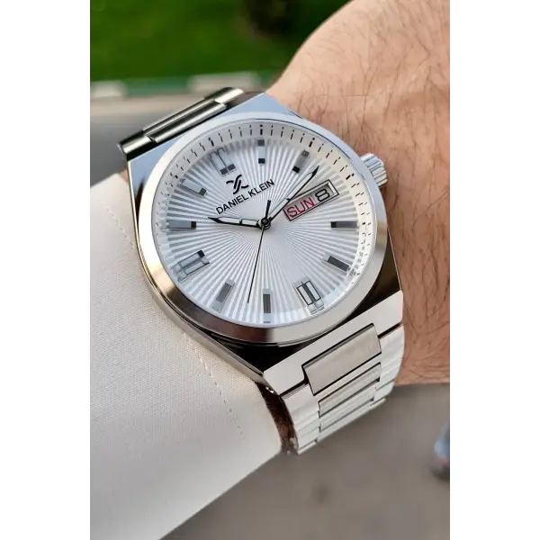 Gümüş Renk İç Göstergeleri Aktif Erkek Kol Saati