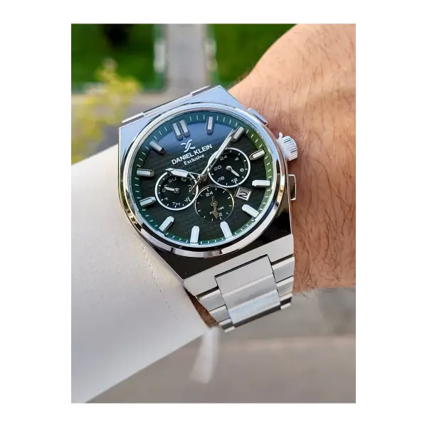 Kadranı Yeşil Kordonu Gümüş Renk İç Göstergeleri Aktif Erkek Kol Saati