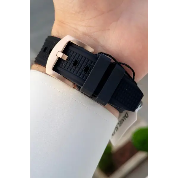 Kasası Rose Kordonu Siyah Renk İç Göstergeleri Aktif Erkek Kol Saati