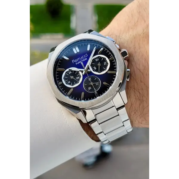 Kadranı Lacivert Kordonu Gümüş Renk İç Göstergeleri Aktif Erkek Kol Saati