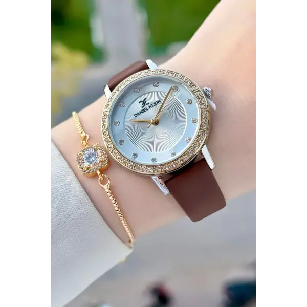 Kasası Gold Gümüş Kordonu Kahverengi Renk Deri Kordon Kadın Kol Saati Ve Bileklik