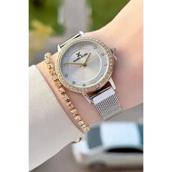 Gold Gümüş Renk Hediye Paketli Kadın Kol Saati ve Bileklik