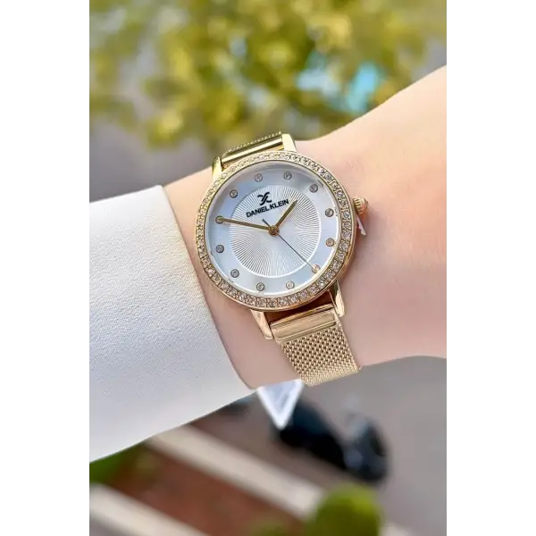 Yeni Model Gold Renk Kadın Kol Saati ve Beyaz Renk Deri Kordon