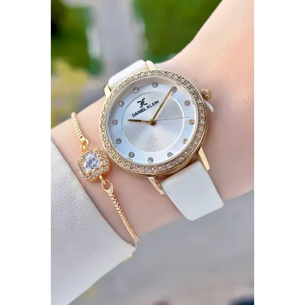 Kasası Gold Kordonu Beyaz Renk Deri Kordon Kadın Kol Saati Ve Bileklik