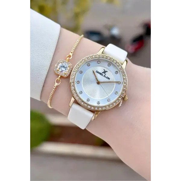 Kasası Gold Kordonu Beyaz Renk Deri Kordon Kadın Kol Saati Ve Bileklik