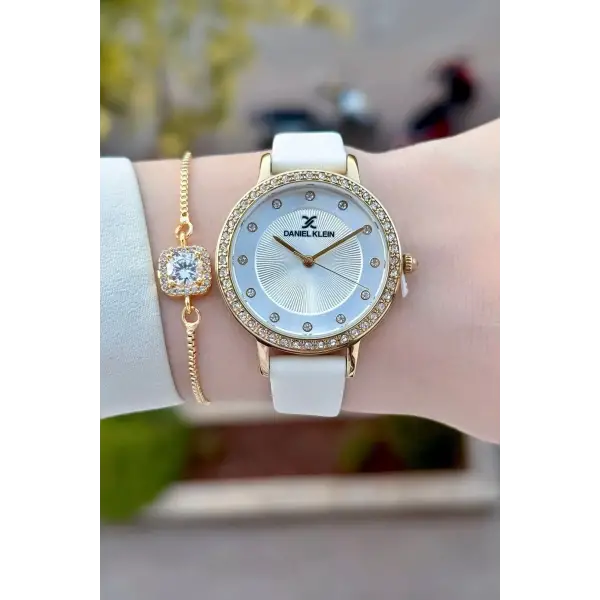 Kasası Gold Kordonu Beyaz Renk Deri Kordon Kadın Kol Saati Ve Bileklik