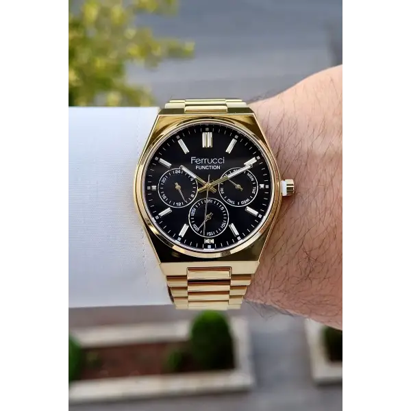 Kadranı Siyah Kordonu Gold Renk İç Göstergeleri Aktif Erkek Kol Saati