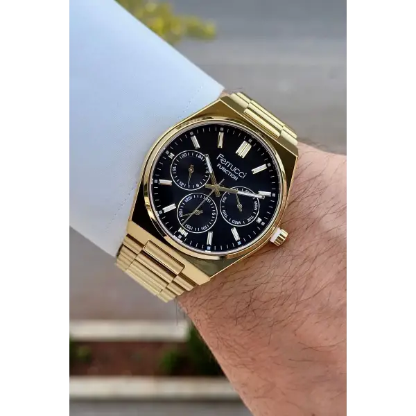 Kadranı Siyah Kordonu Gold Renk İç Göstergeleri Aktif Erkek Kol Saati