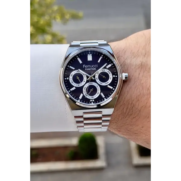 Kadranı Lacivert Kordonu Gümüş Renk İç Göstergeleri Aktif Erkek Kol Saati