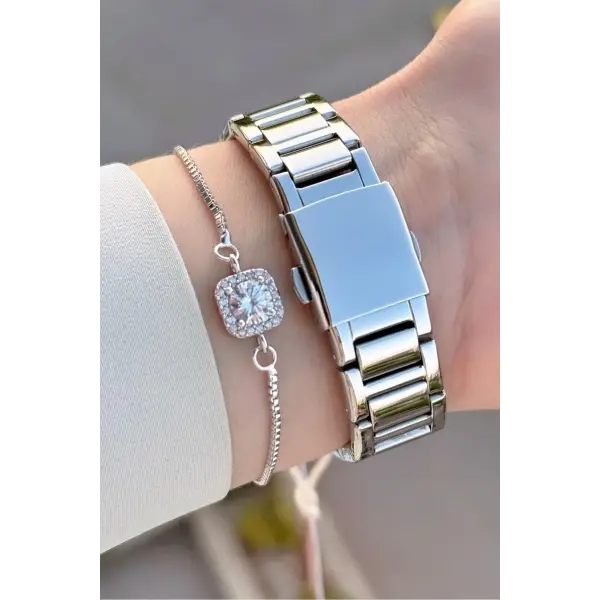 Gümüş Renk Kadın Kol Saati ve Bileklik