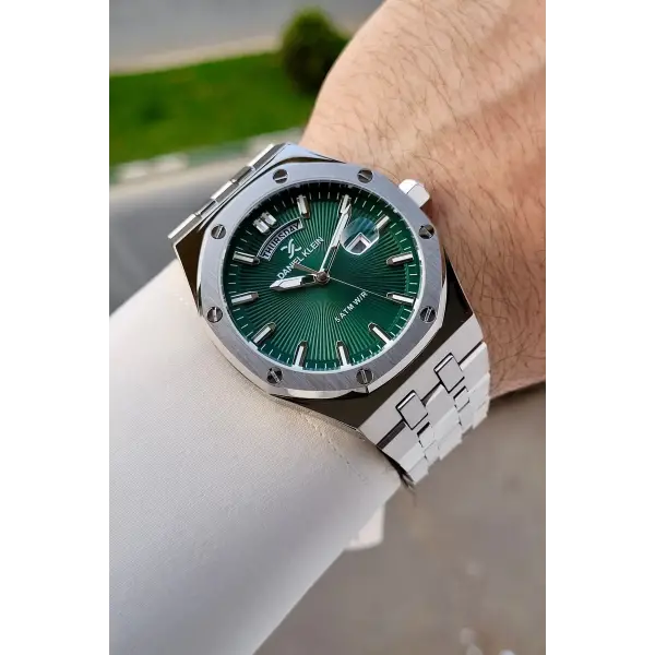 Kadranı Yeşil Kordonu Gümüş Renk İç Göstergeleri Aktif Erkek Kol Saati