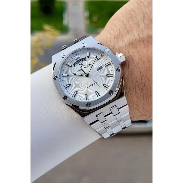 Gümüş Renk İç Göstergeleri Aktif Erkek Kol Saati